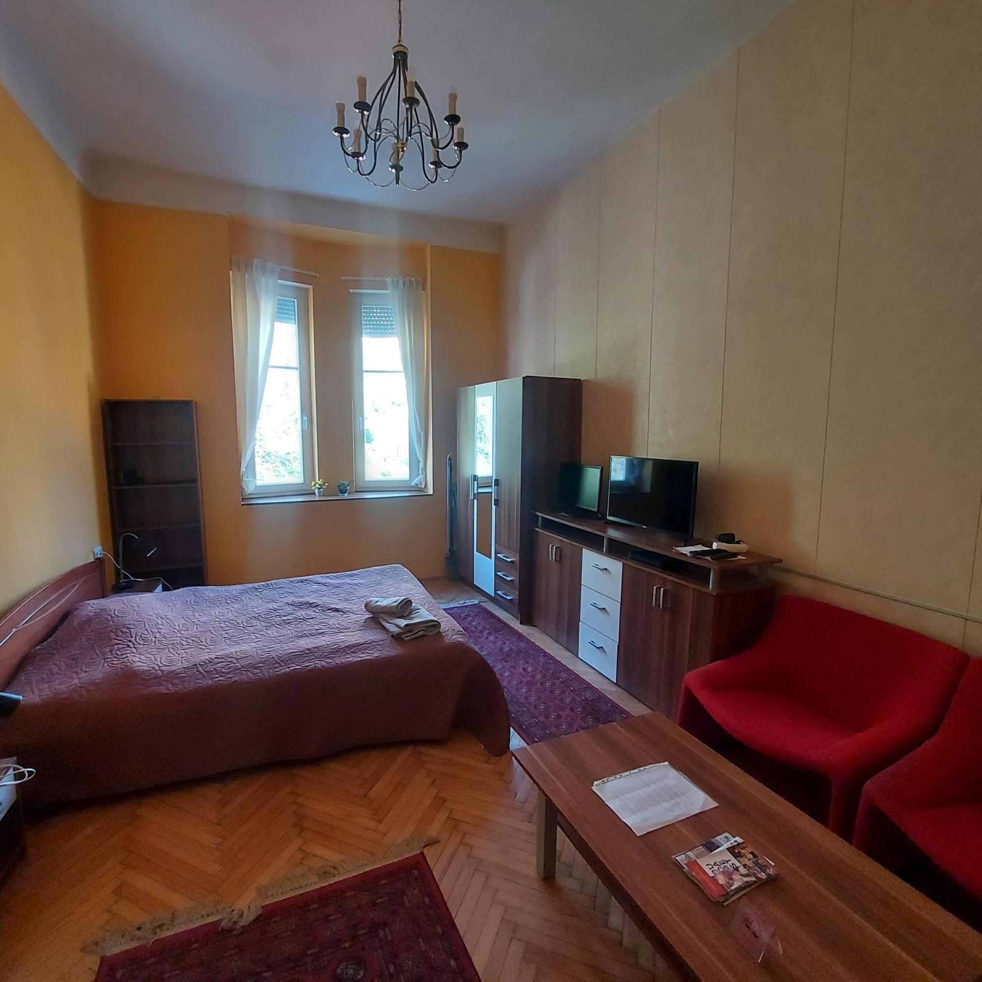 Cute Apartment Close To The Center Budapest Esterno foto