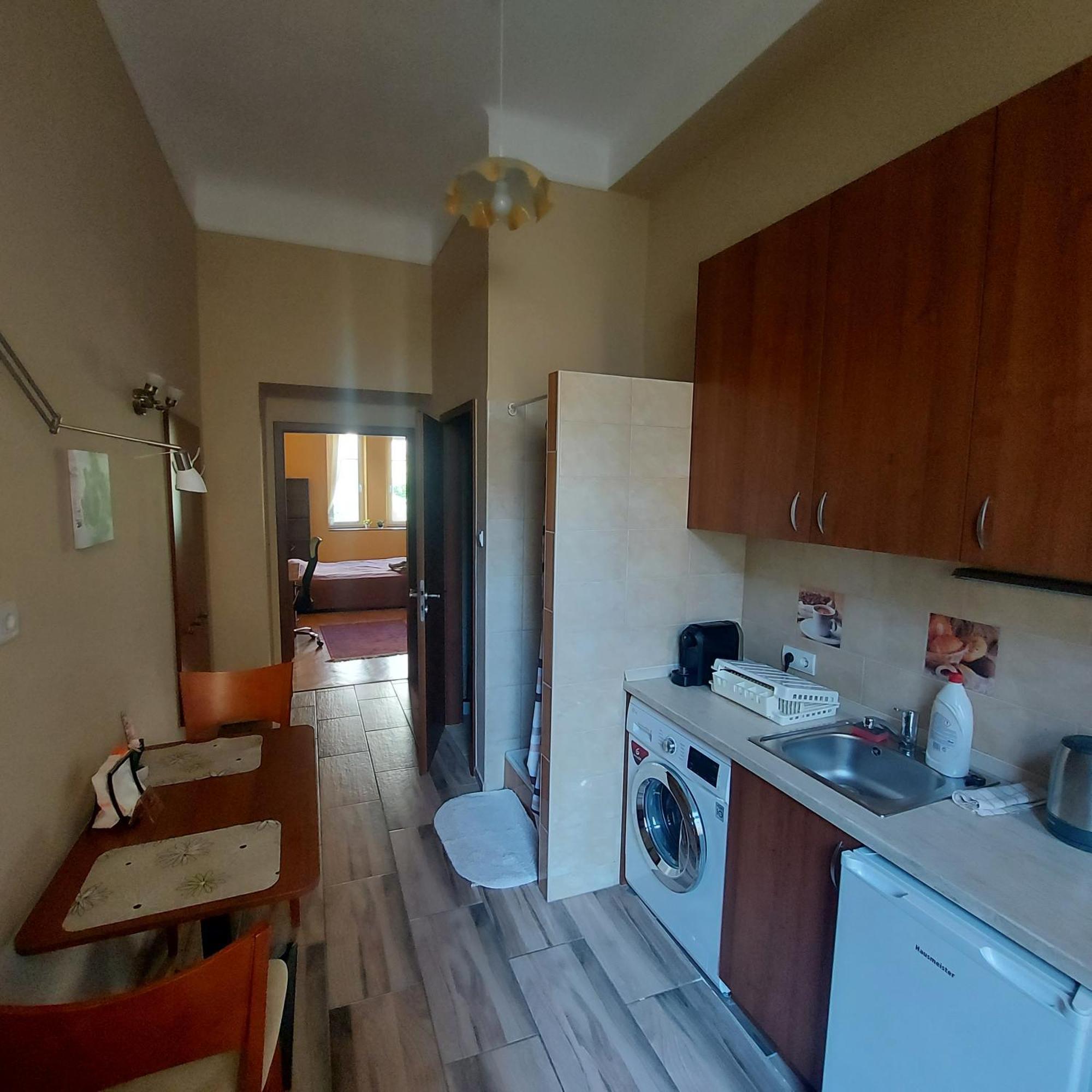 Cute Apartment Close To The Center Budapest Esterno foto